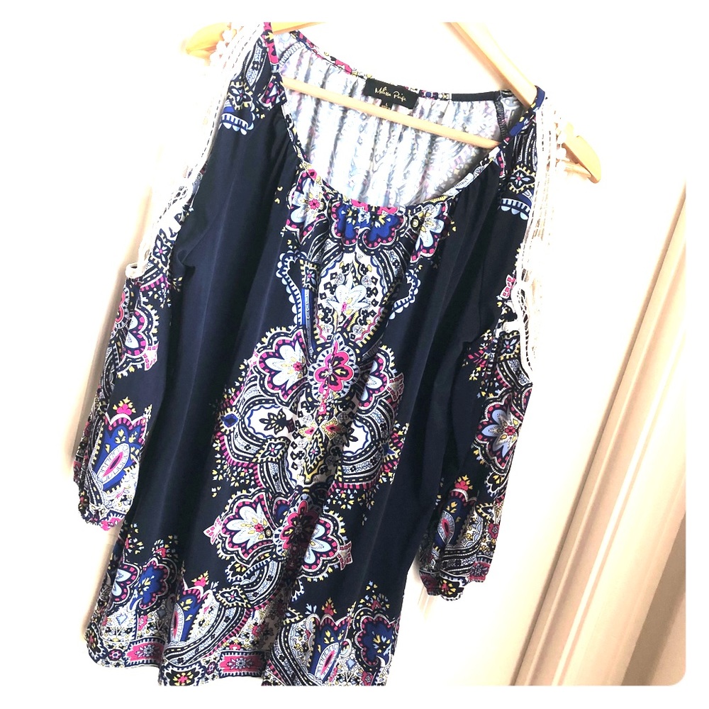 Pretty floral cold shoulder top